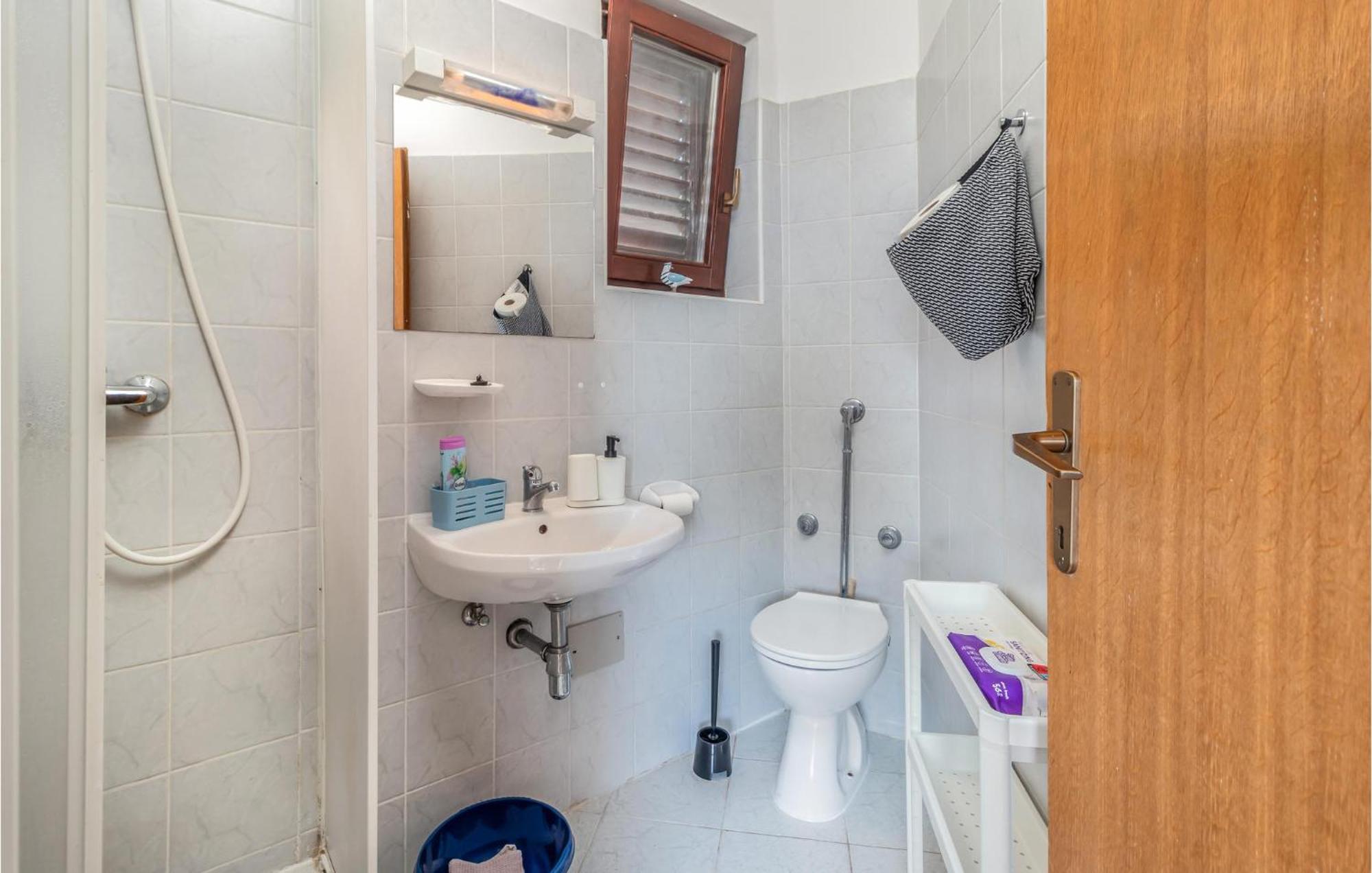 Nice Apartment In Rijeka With House Sea View Ngoại thất bức ảnh