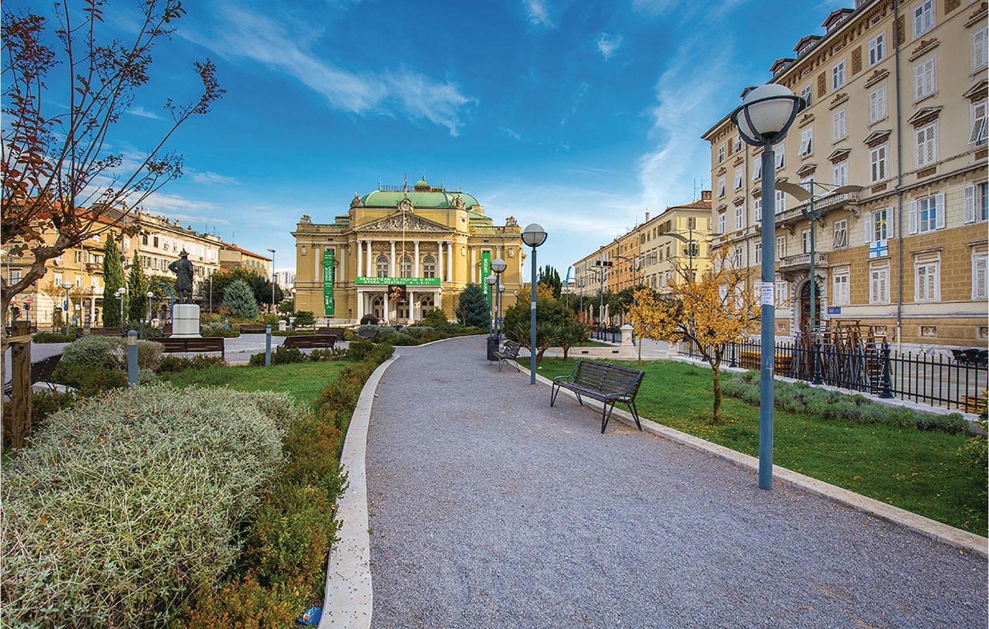 Nice Apartment In Rijeka With House Sea View Ngoại thất bức ảnh